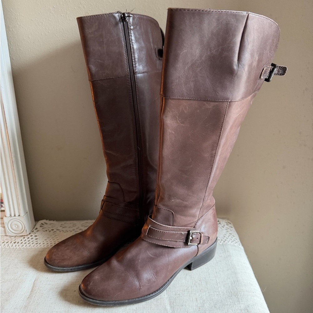 Lauren Ralph Lauren Brown
Leather Knee High Riding Boots - Size 8B Side Zip